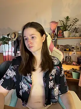 Snapshot of sweetest_pie chatting on 11/22/25, 07:13 sweetest pie online show from 11/22/25, 07:13