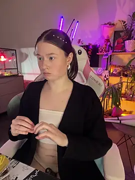 sweetest pie online show from 12/18/25, 03:40