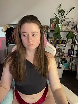 Snapshot of sweetest_pie chatting on 04/03/26, 09:02 sweetest pie online show from 04/03/26, 09:02