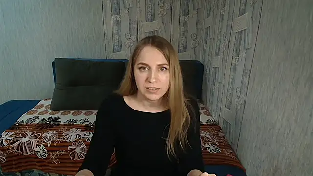 Pilly green  online show from 12/03/25, 08:34