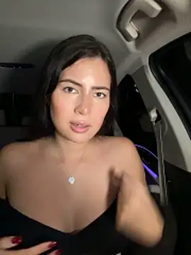 clairewntr online show from 11/13/25, 09:47