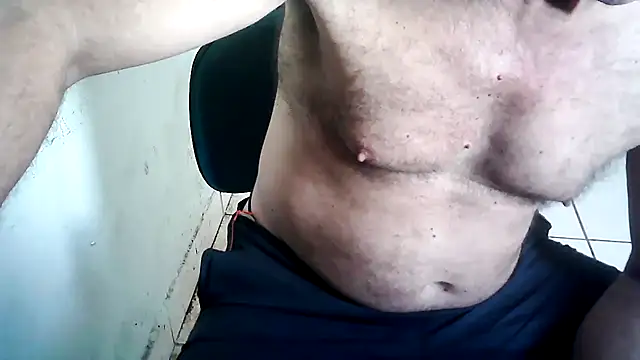 Snapshot of eduar570 chatting on 04/06/26, 02:40 eduar570 online show from 04/06/26, 02:40