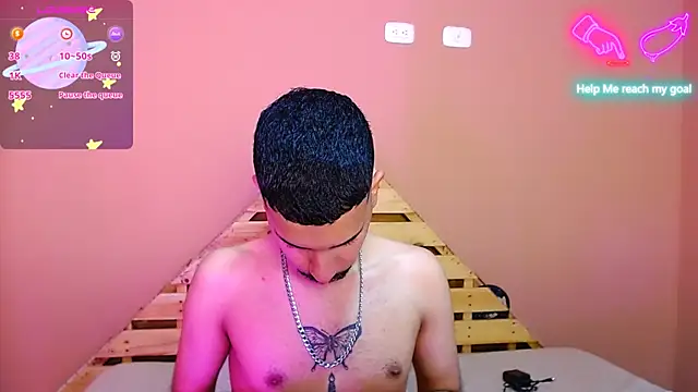 Snapshot of sexxgods chatting on 03/10/25, 11:49 sexxgods online show from 03/10/25, 11:49