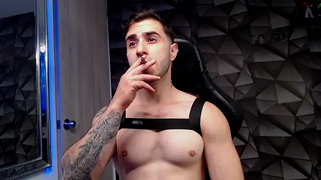 Latino stud4u online show from 09/14/25, 08:52