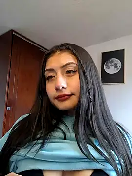 Snapshot of _Danna chatting on 01/07/25, 04:16 Danna online show from 01/07/25, 04:16