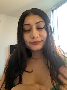 Snapshot of _Danna chatting on 01/24/25, 09:37 Danna online show from 01/24/25, 09:37