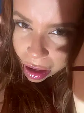 Snapshot of pimenta_gaby chatting on 11/17/25, 11:16 pimenta gaby online show from 11/17/25, 11:16