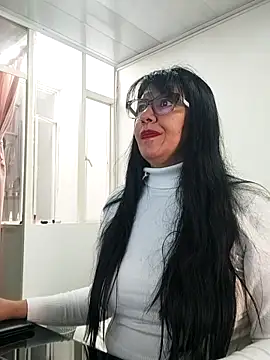 aisha latina online show from 02/25/26, 02:37