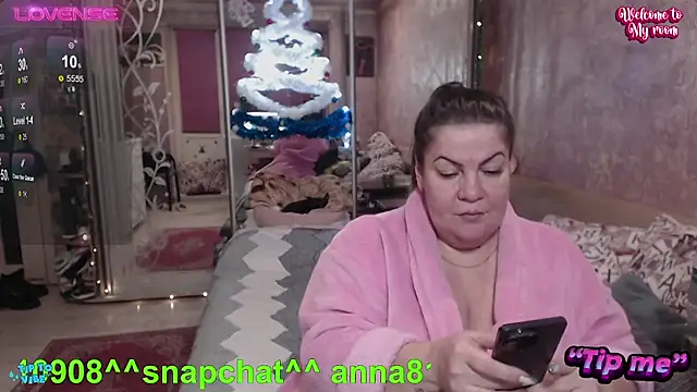 femme fatale1 online show from 12/30/24, 02:19