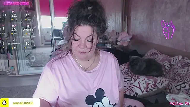 femme fatale1 online show from 10/20/25, 08:26