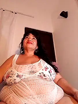 karlablue  online show from 02/01/25, 10:23