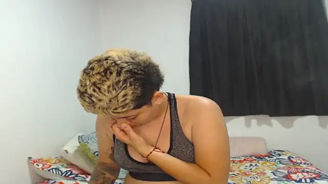 Snapshot of kathy_luisa chatting on 04/10/26, 12:05 kathy luisa online show from 04/10/26, 12:05