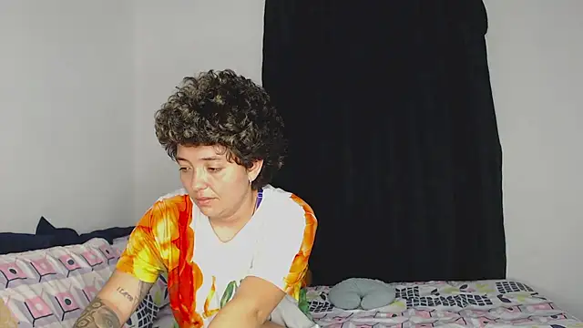 kathy luisa online show from 07/12/26, 08:55