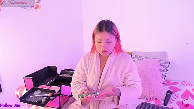 SophieRossi online show from 10/01/25, 12:44