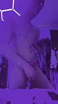 Cloudd Kingg Iceyyy online show from 02/24/26, 07:01