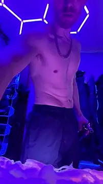 Snapshot of Cloudd_Kingg_Iceyyy chatting on 03/07/26, 12:46 Cloudd Kingg Iceyyy online show from 03/07/26, 12:46