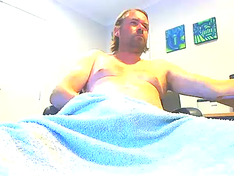 Snapshot of megaboy411 chatting on 02/28/25, 03:26 megaboy411 online show from 02/28/25, 03:26