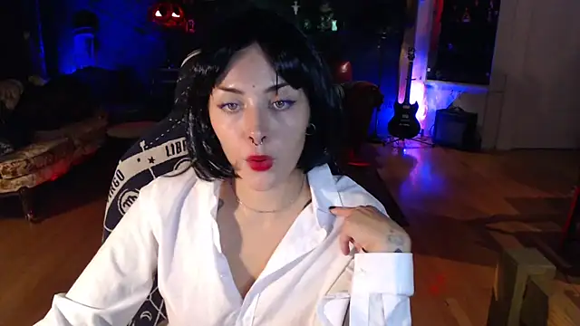 gothstripper online show from 10/01/25, 11:22