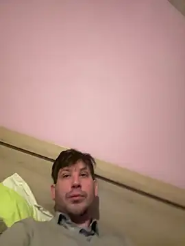 Snapshot of Taxidriver1988 chatting on 01/13/25, 09:31 Taxidriver1988 online show from 01/13/25, 09:31