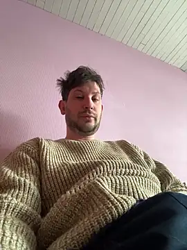 Snapshot of Taxidriver1988 chatting on 01/17/25, 10:00 Taxidriver1988 online show from 01/17/25, 10:00