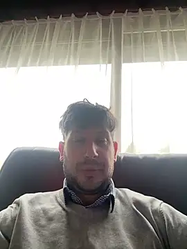 Snapshot of Taxidriver1988 chatting on 01/18/25, 11:54 Taxidriver1988 online show from 01/18/25, 11:54