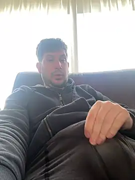 Snapshot of Taxidriver1988 chatting on 03/14/25, 10:50 Taxidriver1988 online show from 03/14/25, 10:50