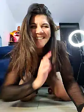 Snapshot of Yuky_ta chatting on 01/04/25, 12:16 Yuky ta online show from 01/04/25, 12:16