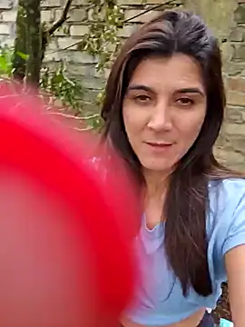 Snapshot of Yuky_ta chatting on 02/02/25, 09:13 Yuky ta online show from 02/02/25, 09:13