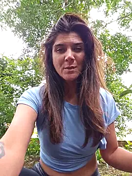 Snapshot of Yuky_ta chatting on 02/09/25, 04:18 Yuky ta online show from 02/09/25, 04:18