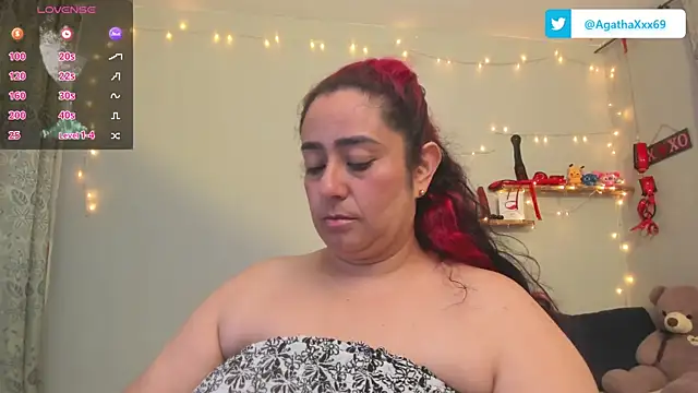 Snapshot of agathaxxx-69 chatting on 02/04/25, 04:50 agathaxxx-69 online show from 02/04/25, 04:50