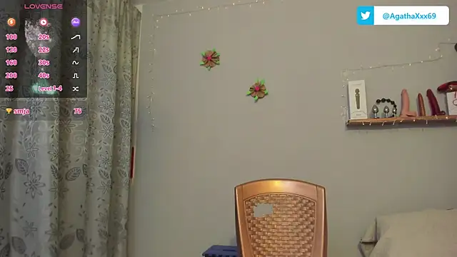 Snapshot of agathaxxx-69 chatting on 02/06/25, 11:37 agathaxxx-69 online show from 02/06/25, 11:37