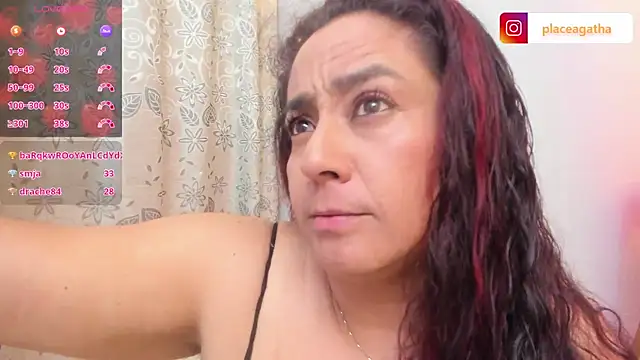 Snapshot of agathaxxx-69 chatting on 02/15/25, 10:52 agathaxxx-69 online show from 02/15/25, 10:52