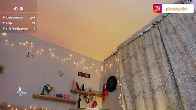 Snapshot of agathaxxx-69 chatting on 03/16/25, 10:31 agathaxxx-69 online show from 03/16/25, 10:31