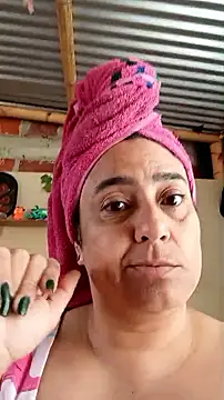 Snapshot of agathaxxx-69 chatting on 09/13/25, 01:11 agathaxxx-69 online show from 09/13/25, 01:11