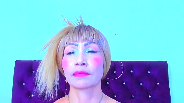 almabeckelt online show from 11/12/25, 09:47