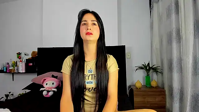 AndreaStivens online show from 12/18/25, 10:21