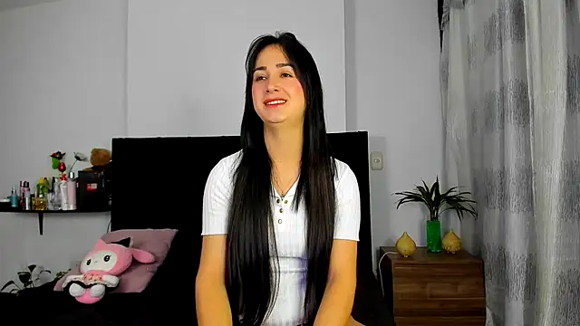 AndreaStivens online show from 12/20/25, 10:11