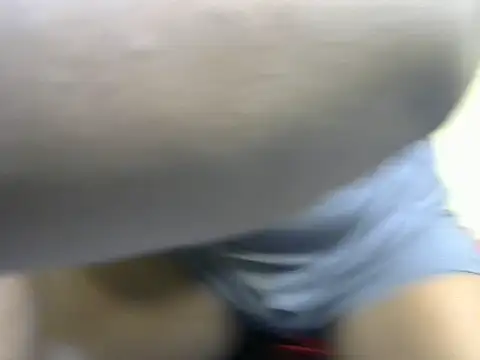 Snapshot of castistee chatting on 12/04/25, 11:02 castistee online show from 12/04/25, 11:02