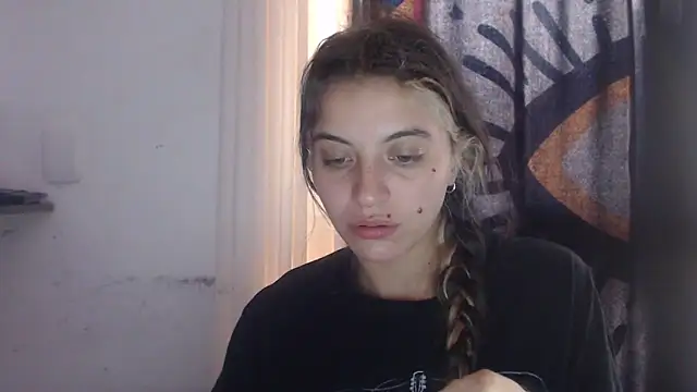 mariecam420 online show from 02/25/25, 03:16