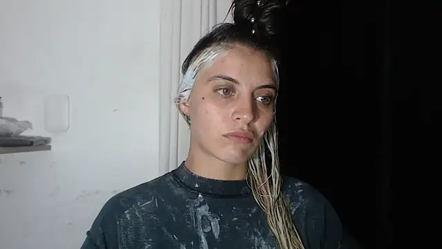 mariecam420 online show from 02/28/25, 01:37