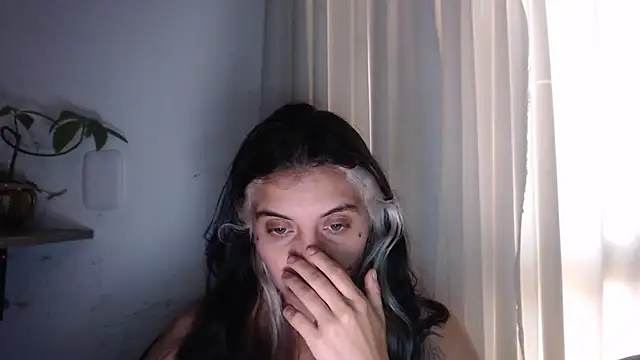 mariecam420 online show from 03/18/25, 10:58