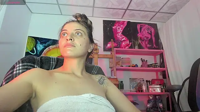 mariecam420 online show from 02/18/26, 10:17