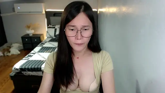 AmazingLuchie online show from 05/29/26, 05:27