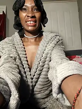HoneyDropsX online show from 06/04/26, 04:29
