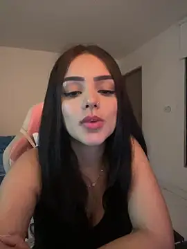 Snapshot of anniehart chatting on 02/03/26, 12:42 anniehart online show from 02/03/26, 12:42