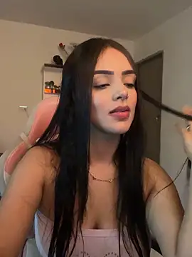 Snapshot of anniehart chatting on 02/05/26, 02:16 anniehart online show from 02/05/26, 02:16
