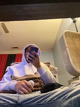 hottboyy45 online show from 12/02/25, 03:40