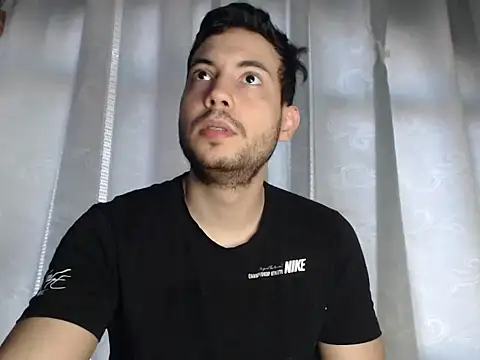 Armando 2002 online show from 01/27/25, 02:02