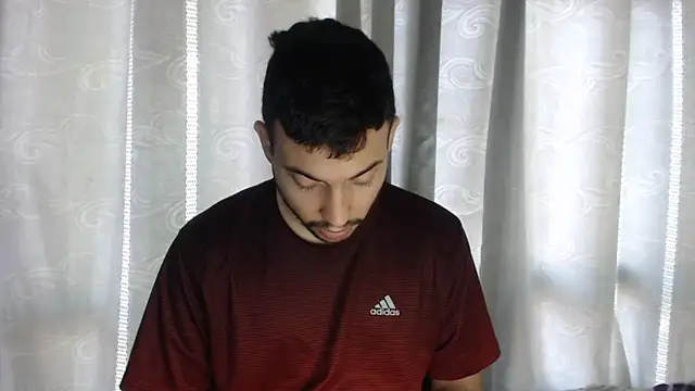 Armando 2002 online show from 02/21/25, 12:50