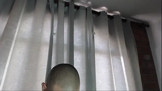 Armando 2002 online show from 09/24/25, 04:32